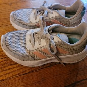 Adidas Girls Size 1 Sneakers